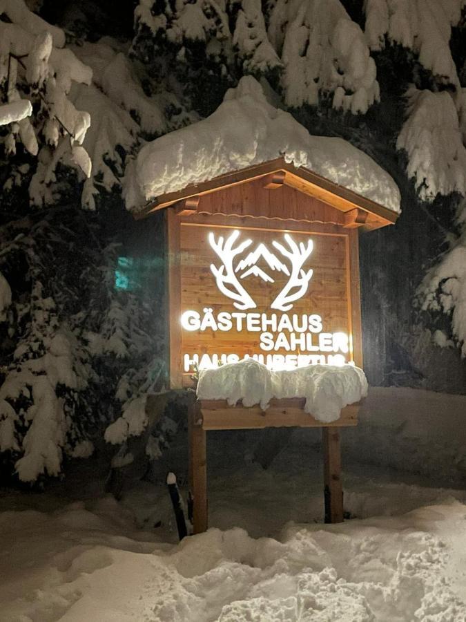 Haus Hubertus - Gaestehaus Sahler Partenen Eksteriør billede