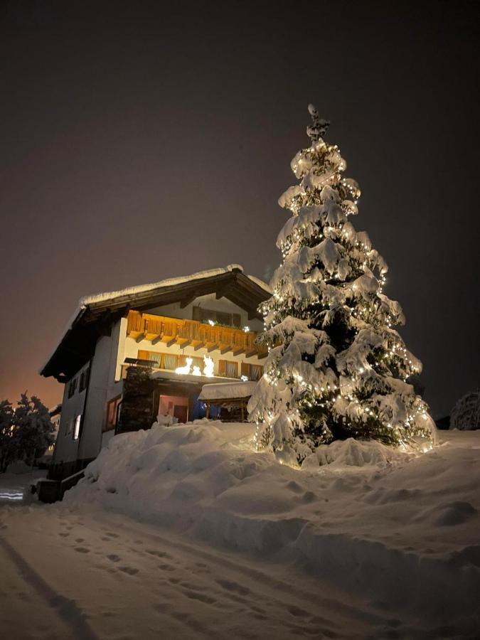 Haus Hubertus - Gaestehaus Sahler Partenen Eksteriør billede